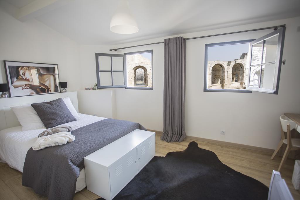 Arles Hideaway - Le Duplex Des Arenes Apartment ภายนอก รูปภาพ