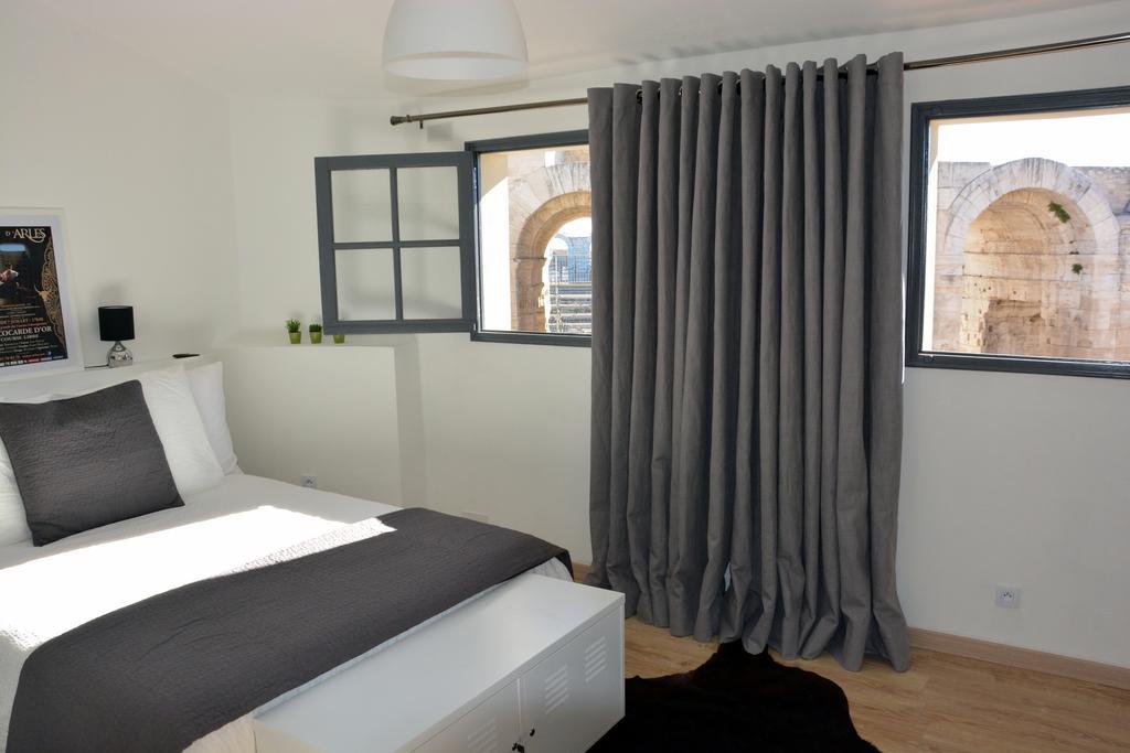 Arles Hideaway - Le Duplex Des Arenes Apartment ห้อง รูปภาพ